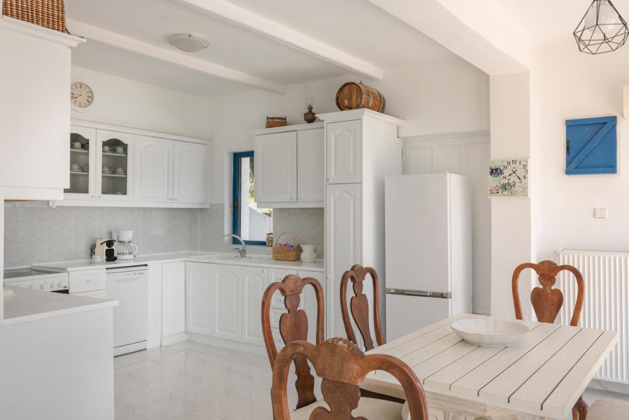 Villa Afrodite Mousata Luaran gambar